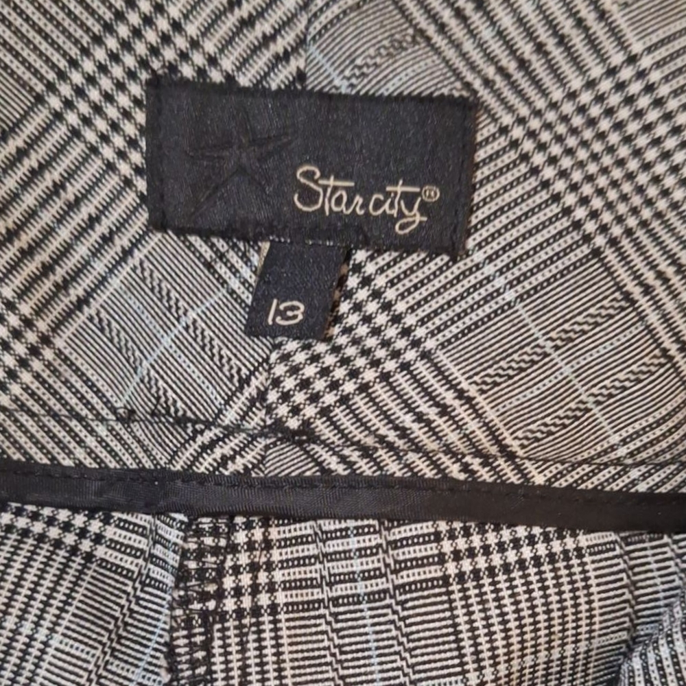 Starcity Black and White Plaid Skirt